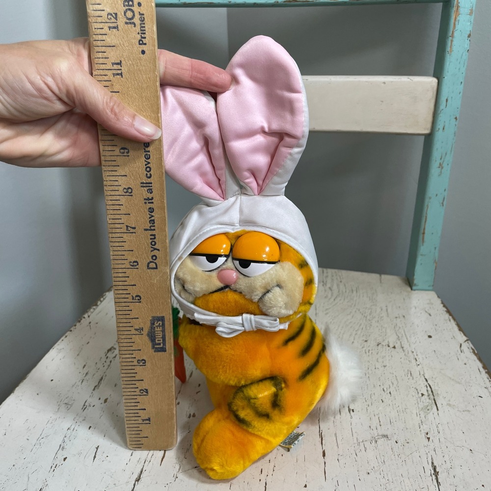 Vintage 1981 Dakin Garfield Easter Bunny Plush with Carrot 12" Stuffed Animal - Picture 10 of 10